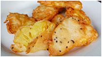 Pineapple fritter - ម្នាស់ចៀន